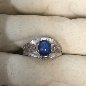 Vintage 14k White gold Blue star sapphire and diamond ring